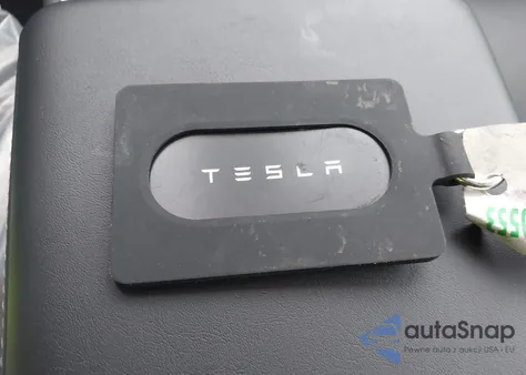 2023 Tesla Model Y Awd/Long Range Dual Motor All-Wheel Drive из США, поврежденный, VIN 7SAYGDEE7PF887816